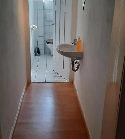 Appartamento Eg Links Penzini Monteurzimmer A Durlach Fuer 6 Personen *