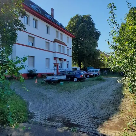 Eg Links Penzini Monteurzimmer A Durlach Fuer 6 Personen * Karlsruhe